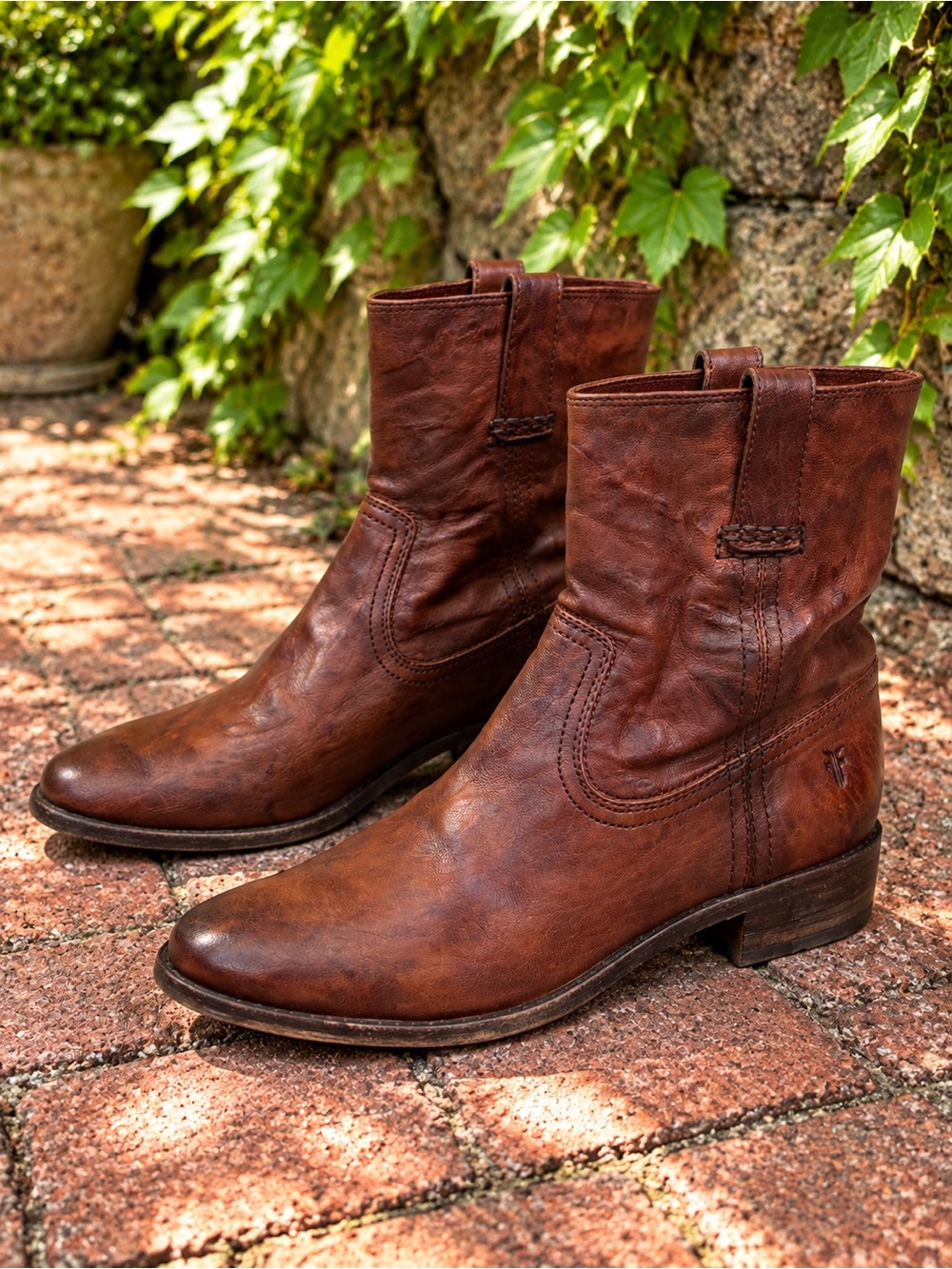 FRYE Cognac Brown Crinkled Leather Anna Shortie Luxury Ankle Boots, 7.5"